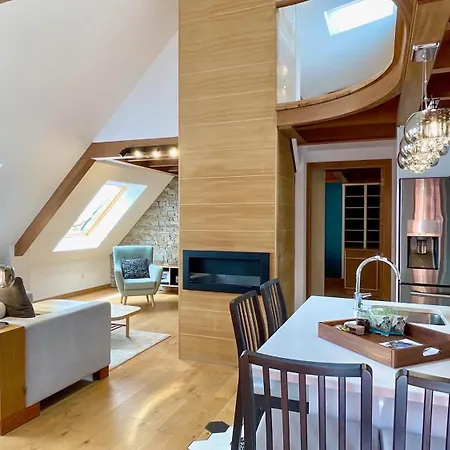 The Cliffs - Marcastelos *