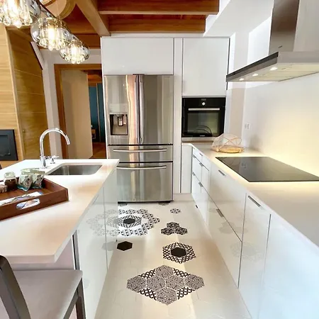 The Cliffs - Marcastelos *